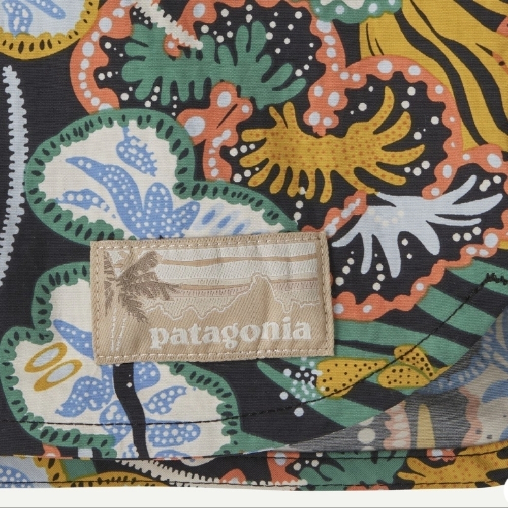 Patagonia Women's Wavefarer Boardshorts - 5 In. - Picture 7 of 8